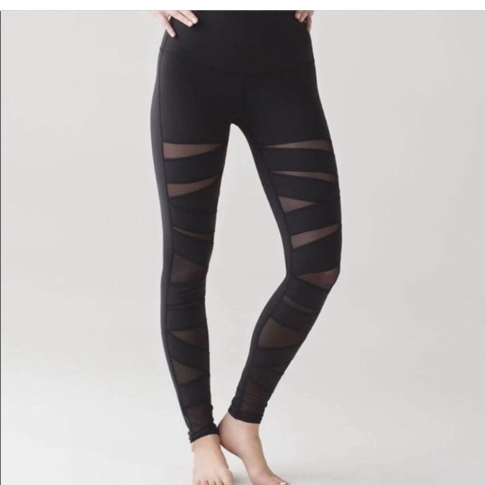 Lululemon mesh leggings Size 2